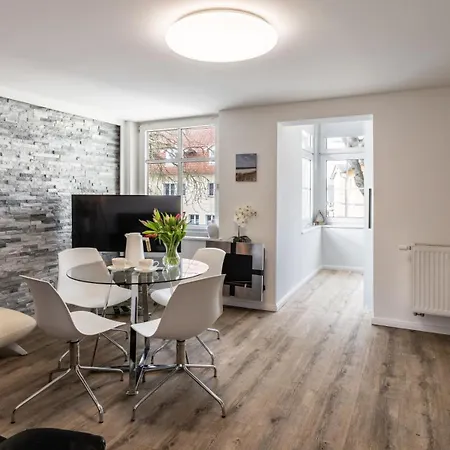 Appartement Helga- Nachtstern Mit Terrasse, Bio-kamin Und 2 Schlafzimmer