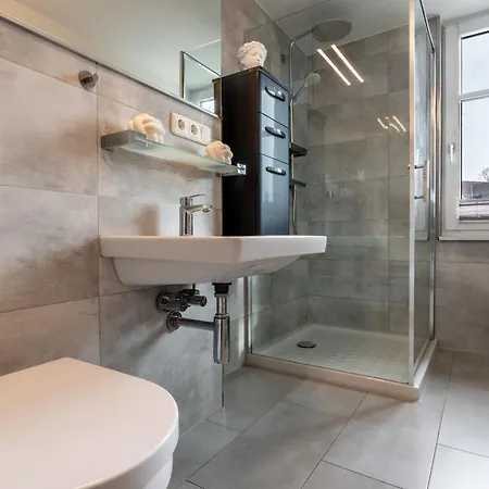 Appartement Helga- Nachtstern Mit Terrasse, Bio-kamin Und 2 Schlafzimmer Zinnowitz
